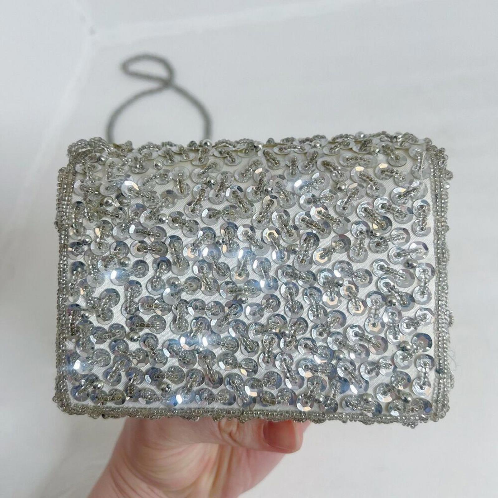 Vintage 90s Silver Sequined Beaded Embellished Evening Bag Party Purse