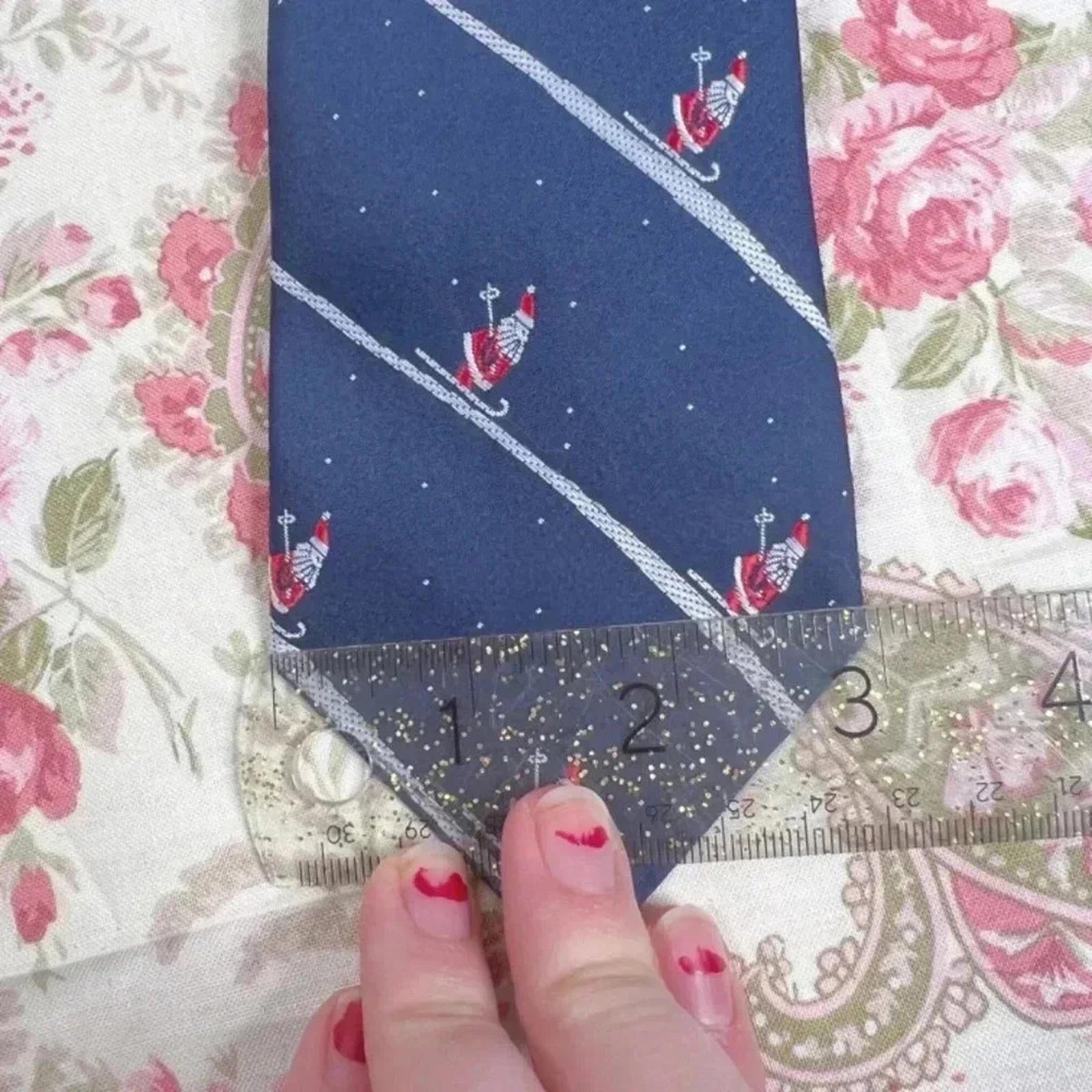 Vintage Santa Skiing Tie Christmas Holiday Suit Formal Wide Tie