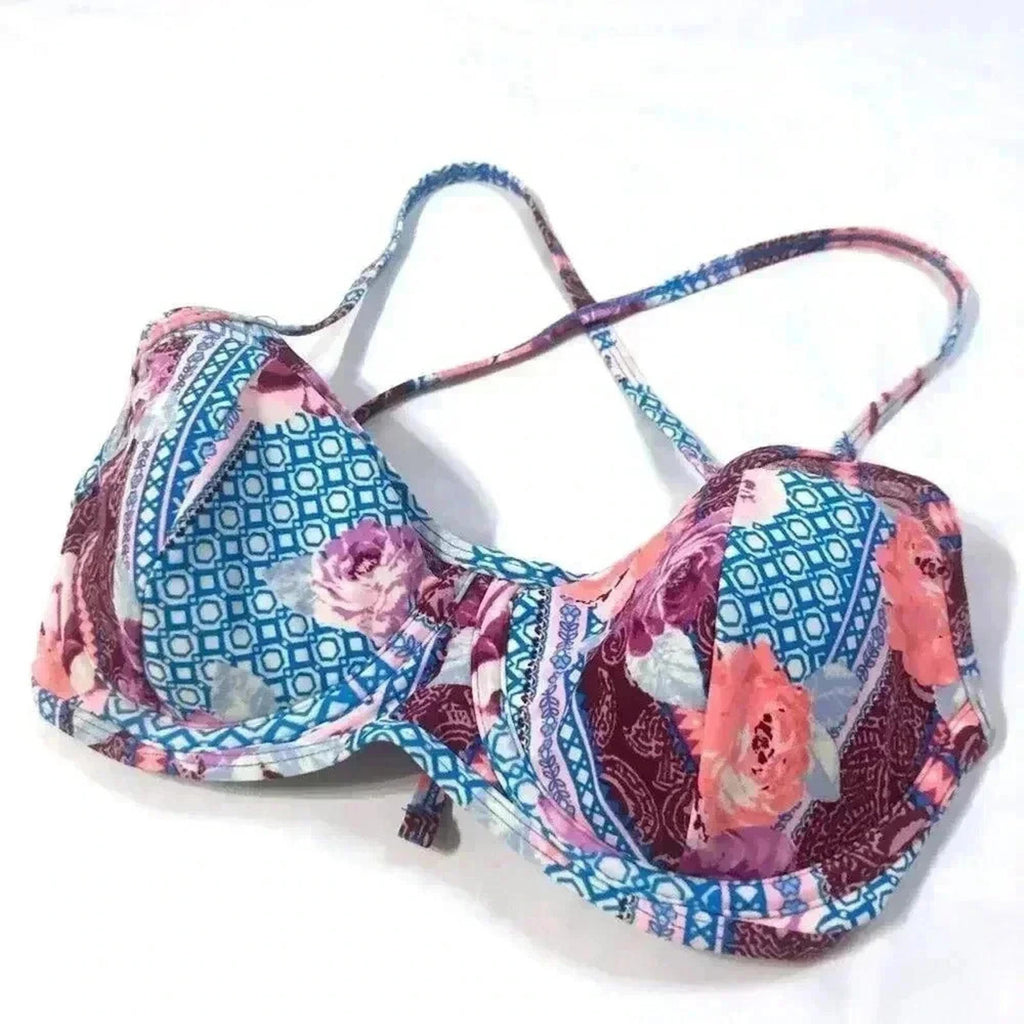 NWOT Giani Bini Floral Bikini Top