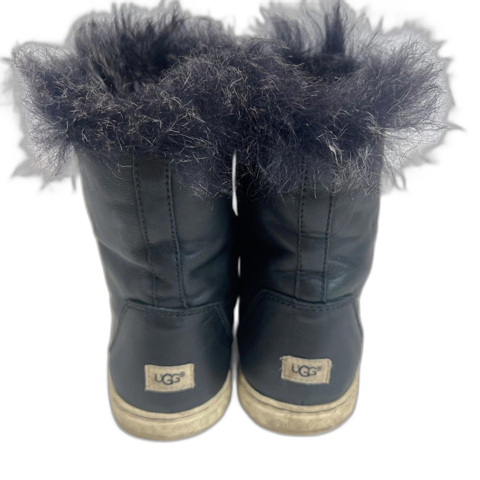 Ugg Australia Croft Black Leather Fur Lined Sneakers Women's Size 7