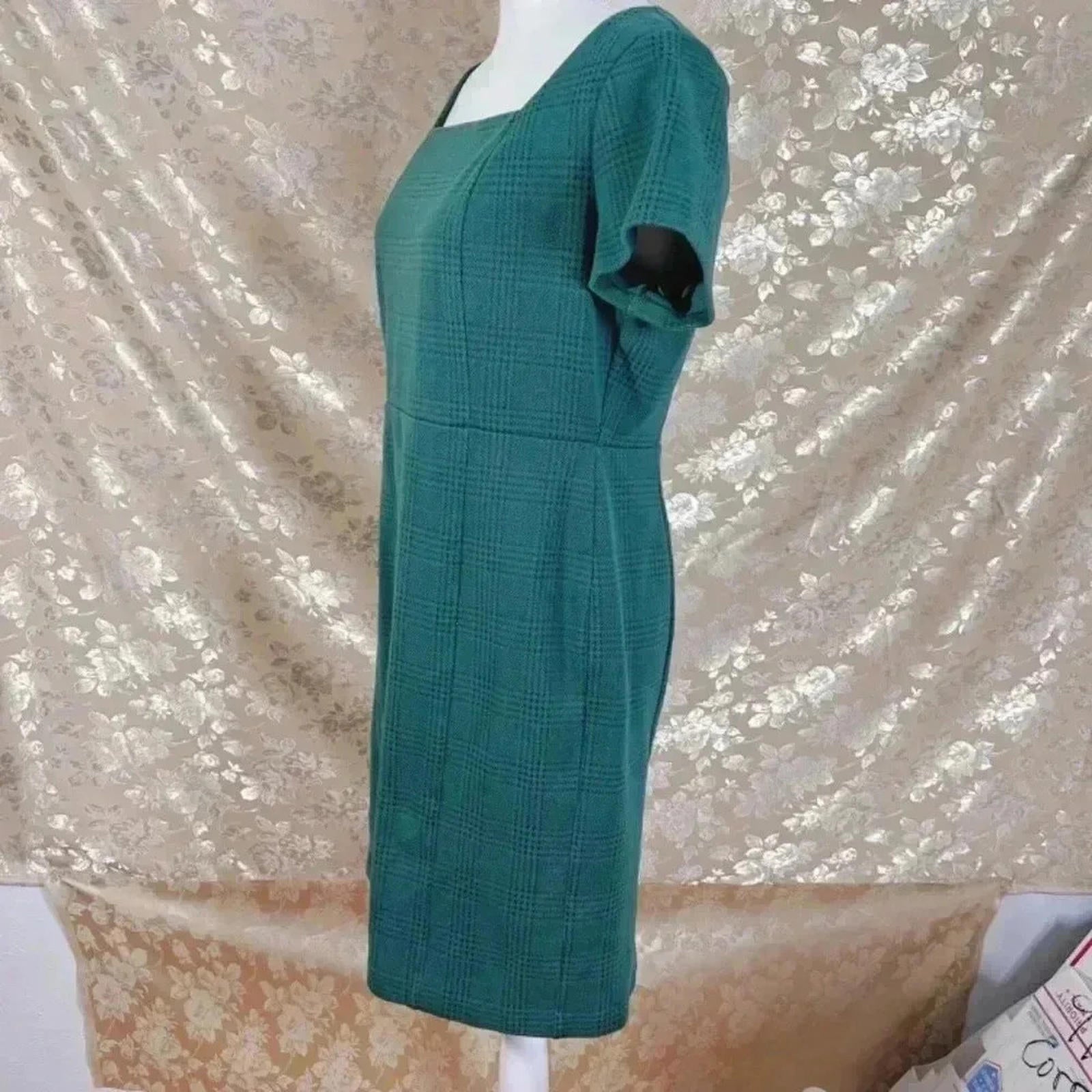 Ann Taylor Petite Green Houndstooth Sheath Dress Office Women's Size 12P