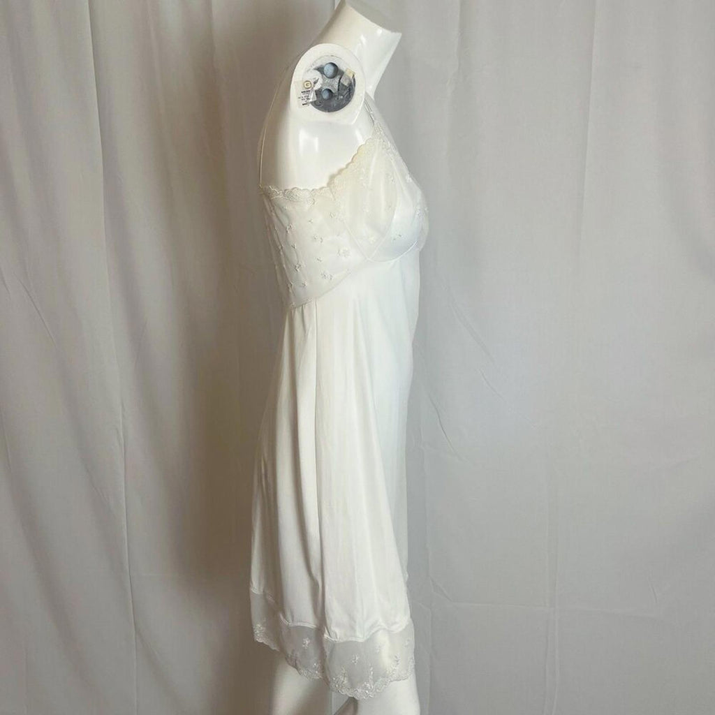 60s Vintage Vanity Fair White Lace Eyelet Nightgown Slip Dress Women's Size 2 US