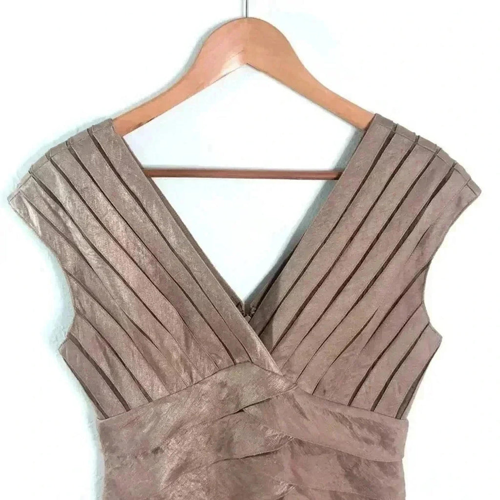 Adrianna Papell Gold Champagne Scalloped Layered Dress Formal Women's Size 6
