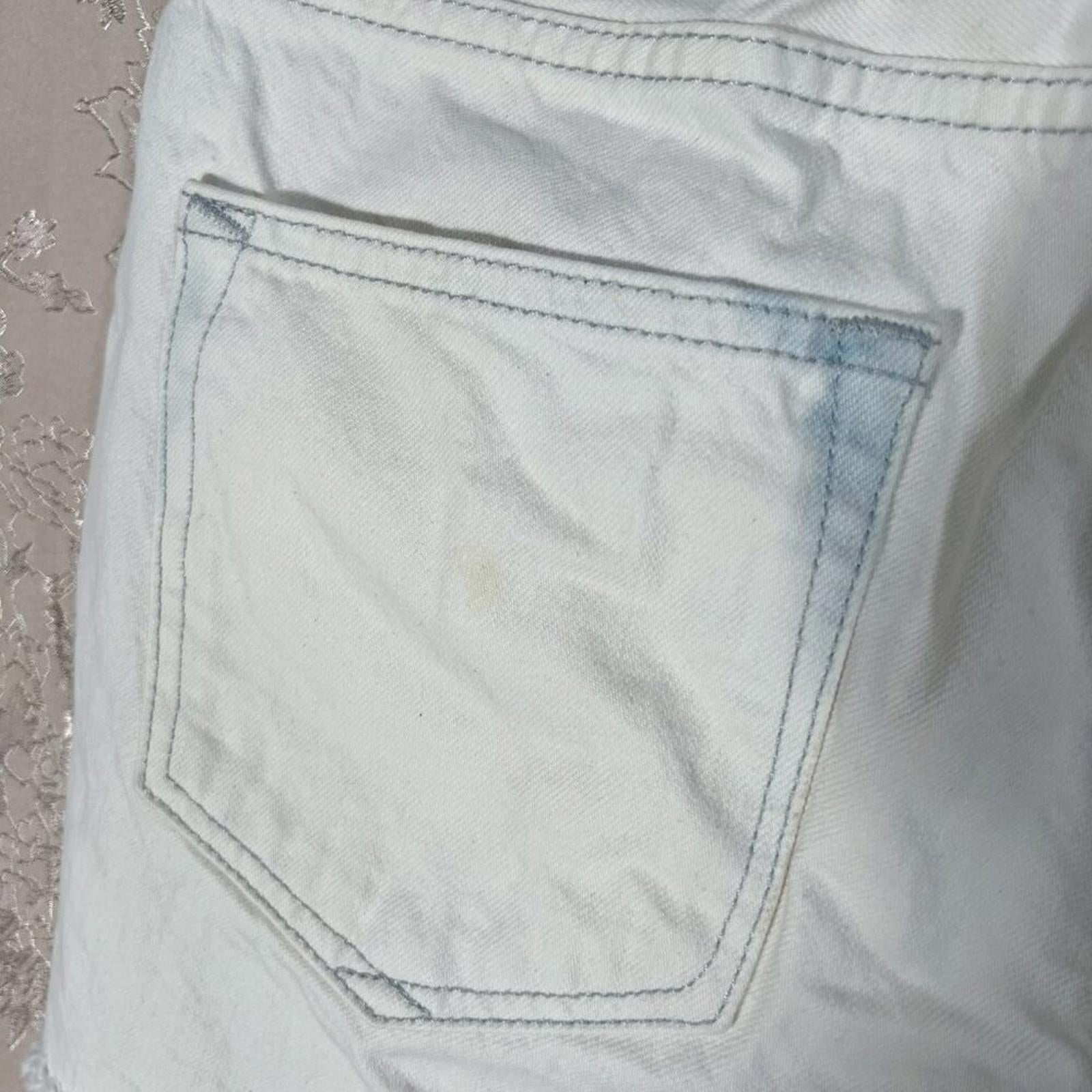 GAP High Rise Slim Cut-Offs Bleached White Denim Shorts Distressed Size 27