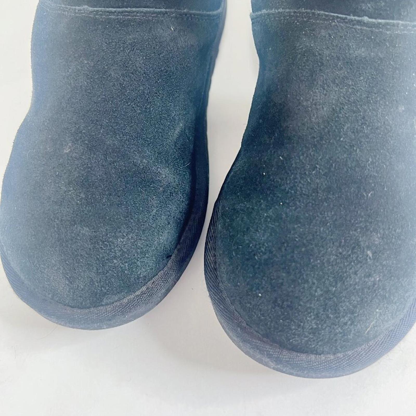 UGG Australia Larynn Black Shearling Boots Gold Rhinestone Charms Kids Size 4
