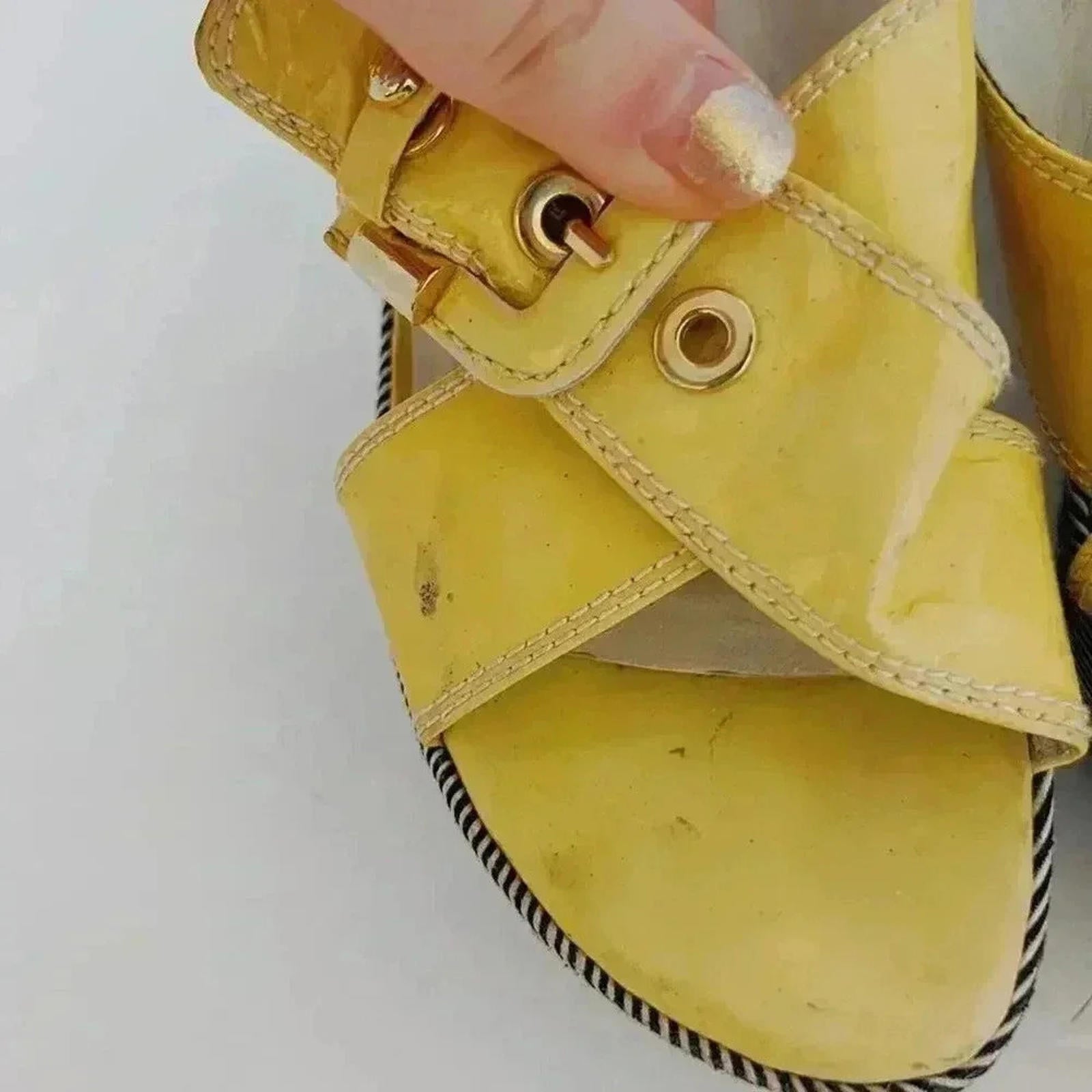 Stuart Weitzman Vintage Yellow Patent Leather Platform Wedges Stripes