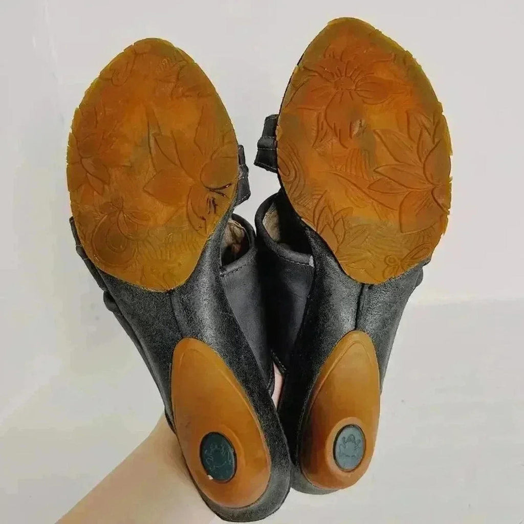 El Naturalista Leather Heeled Flip Flop Sandals Wedge Women's size 11 US