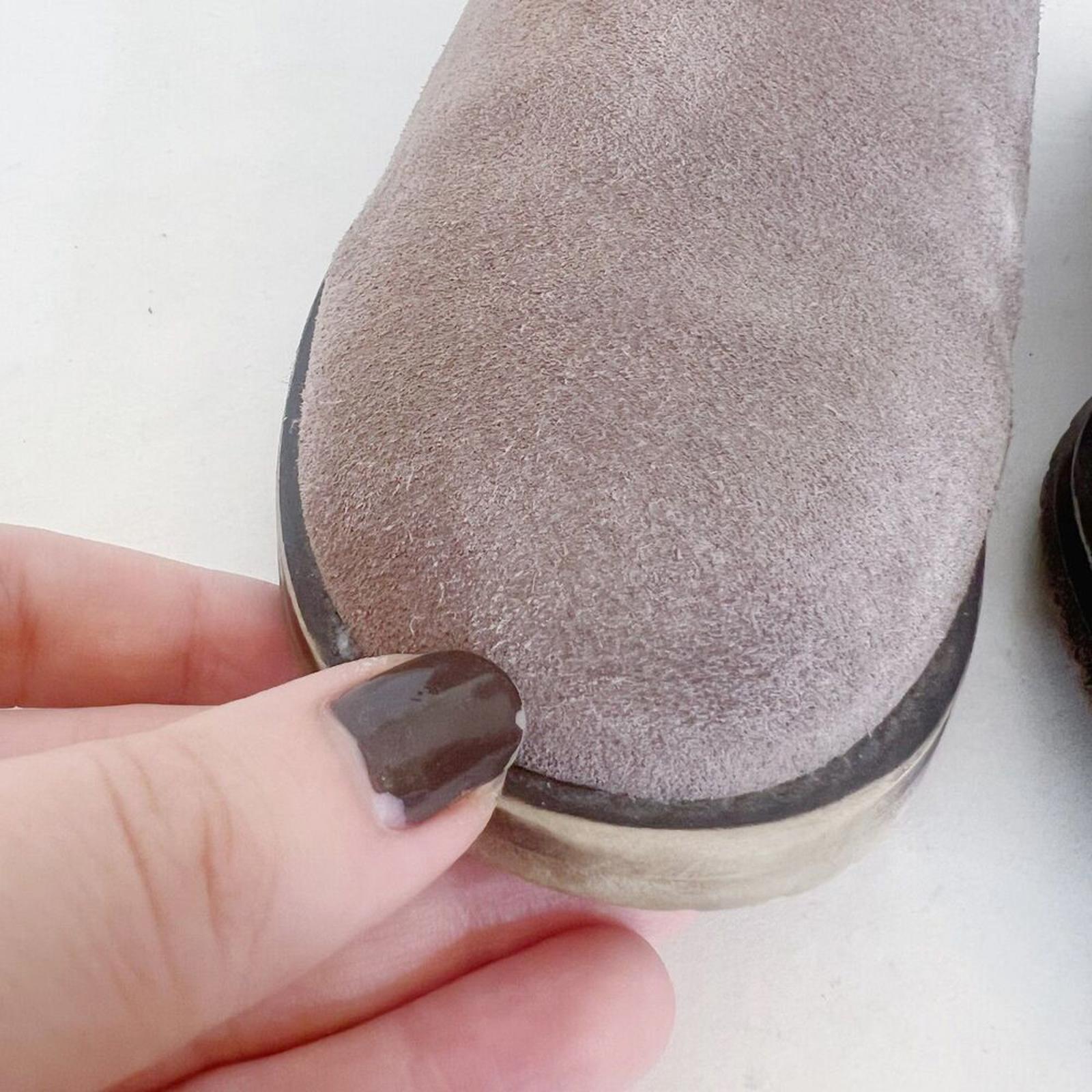Steve Madden Gianna Taupe Suede Chelsea Ankle Boots Booties Women's Size 7.5