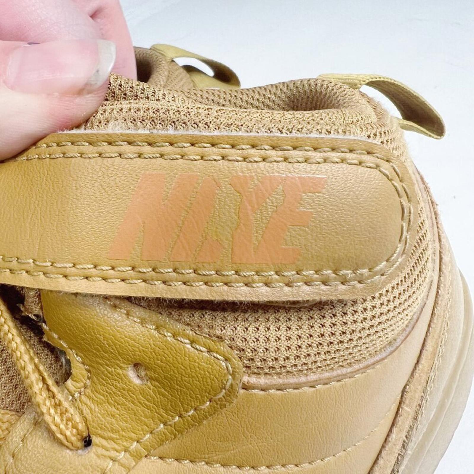Nike Court Borough Mid 2 Leather Sneakers High Top Athletic Shoes Size 6Y