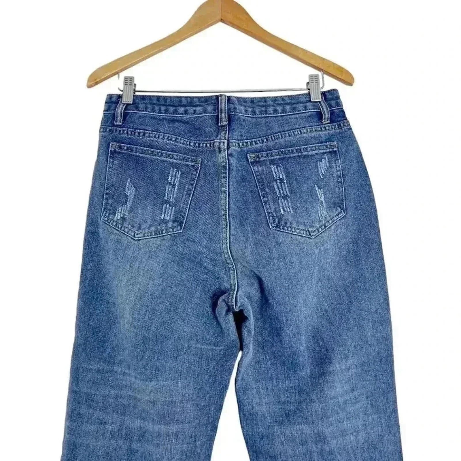 NWOT Distressed High Rise Mom Jeans Straight Leg Medium Wash Women's Size M