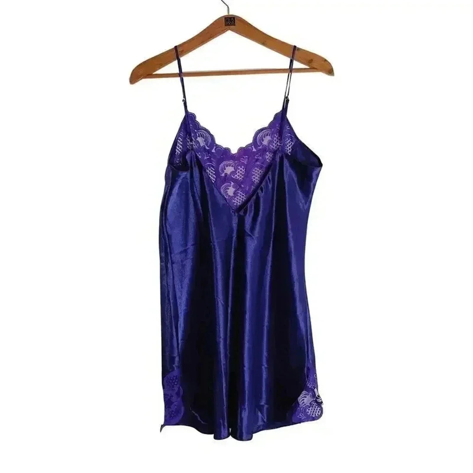 Vintage 90s Victoria's Secret Gold Label Purple Lacy Slip Women's Size L