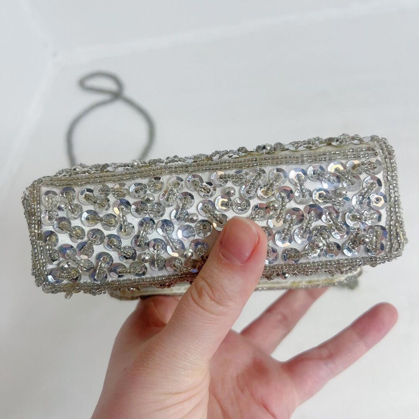 Vintage 90s Silver Sequined Beaded Embellished Evening Bag Party Purse