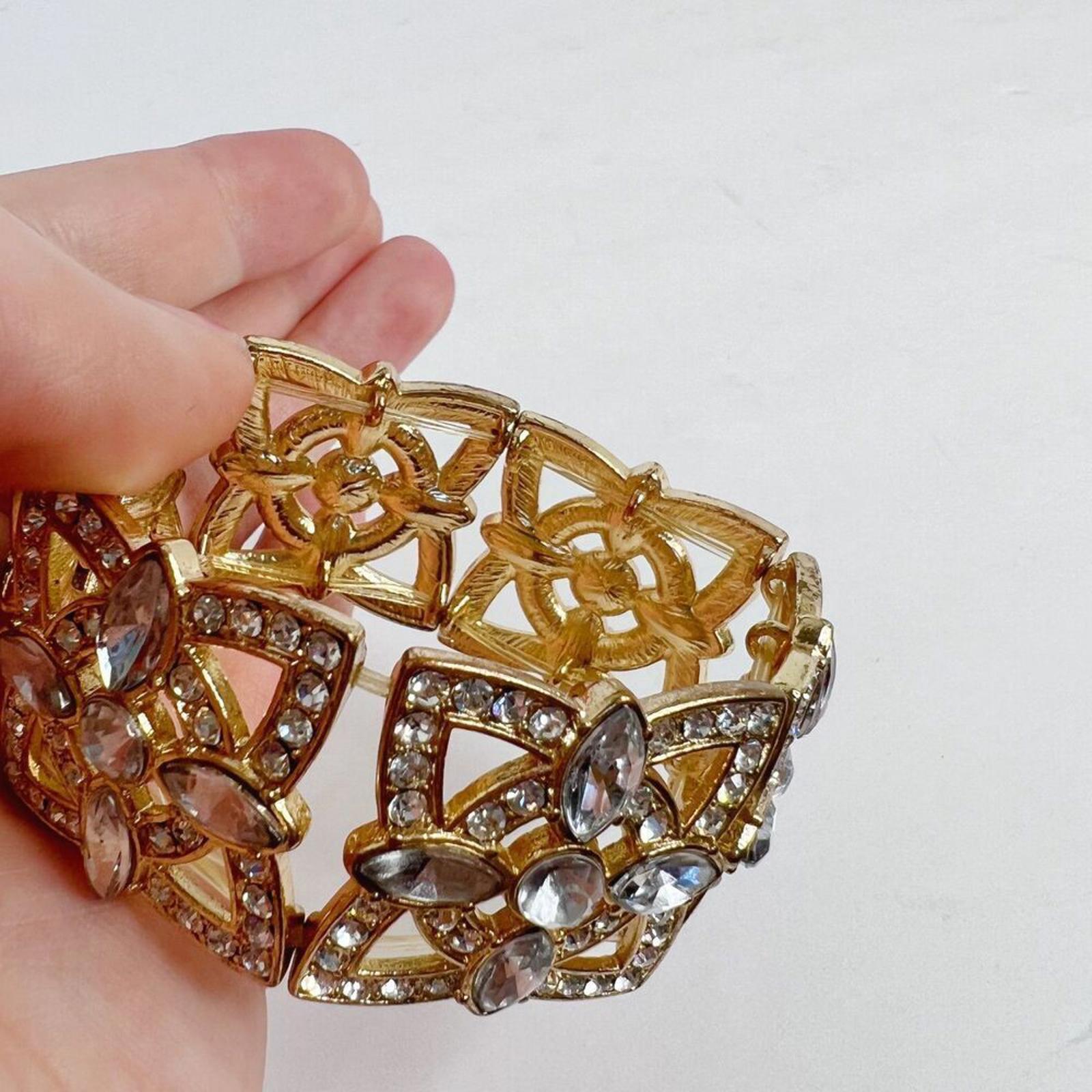 Vintage Gold Rhinestone Flower Bracelet Elastic Chunky Statement