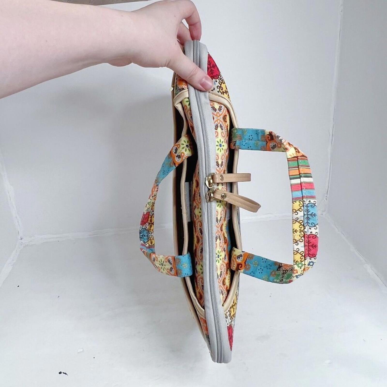 Kayond Classical Bohemia Yellow Blue Floral Patterned Laptop Sleeve Case