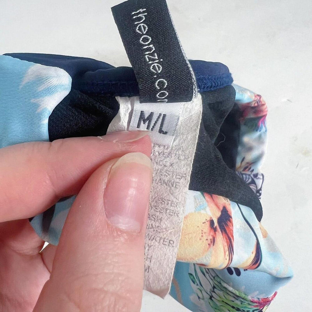 Onzie Blue Tropical Floral Sports Bra Athletic Athleisure Crossover Straps