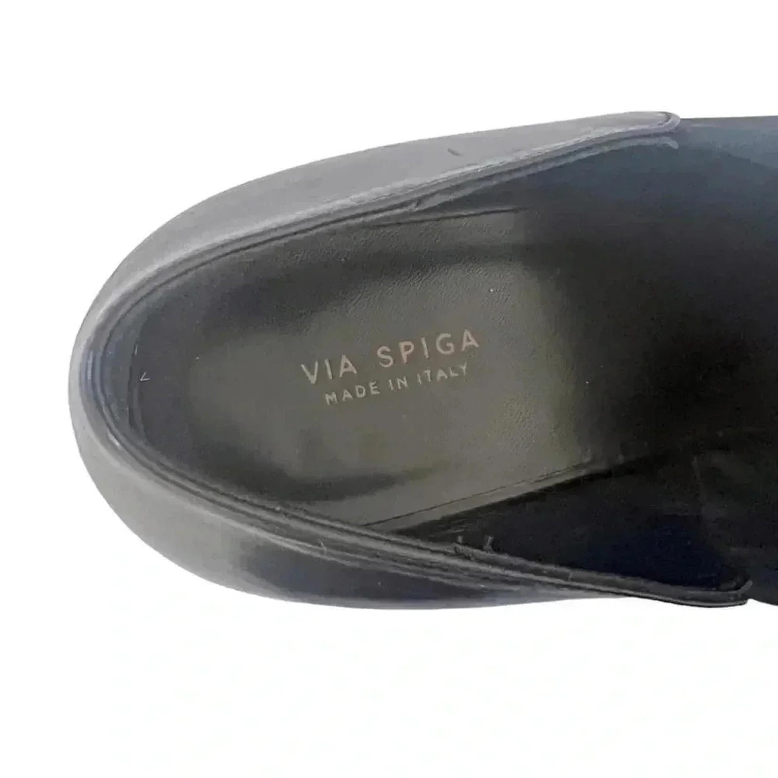 Via. Spiga Tate Black Leather and Neoprene Slip Ons Women's Size 9.5