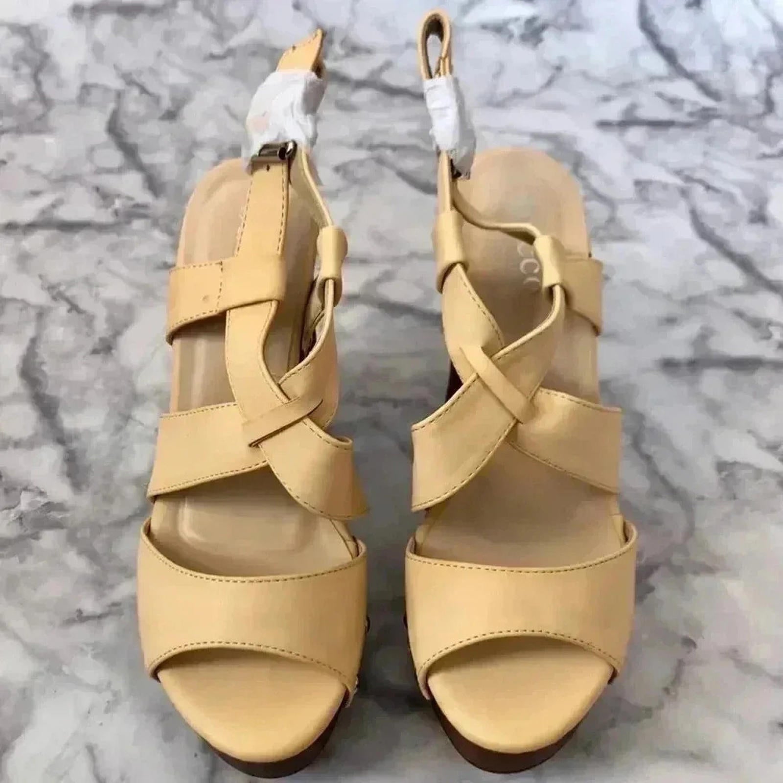 Bucco Platform Heels in Erikine Cream Chunky Heel Sandals Wedges Women's Size 8