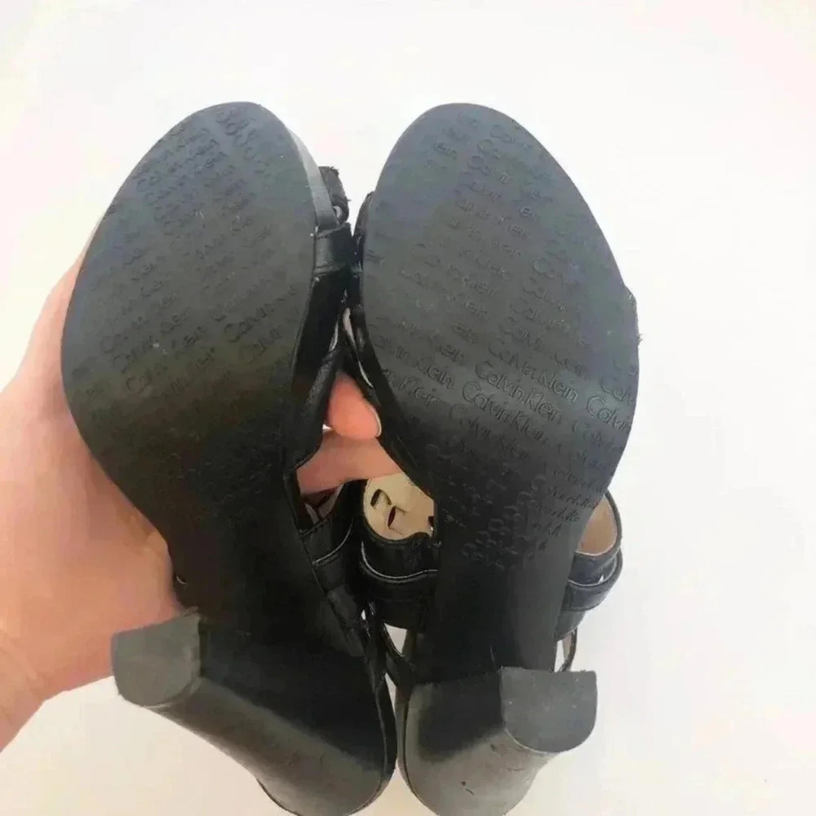 Calvin Klein Posha Black Leather Strappy Platform Heels Pumps Women's Size 6