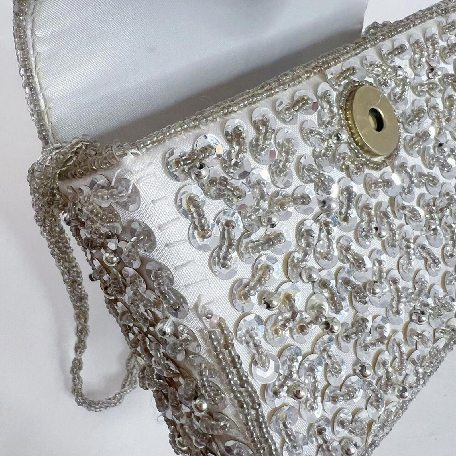 Vintage 90s Silver Sequined Beaded Embellished Evening Bag Party Purse