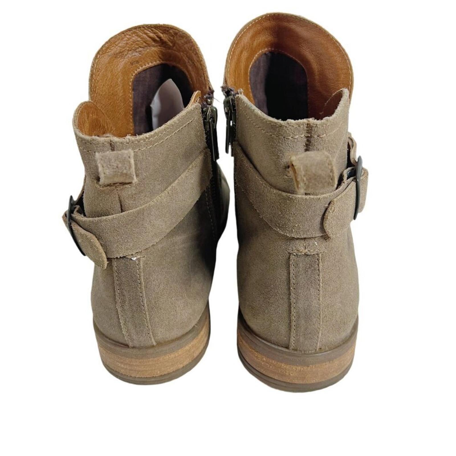 Born Deya Taupe Tan Nuback Suede Ankle Booties Boots Buckle Women's Size 8.5