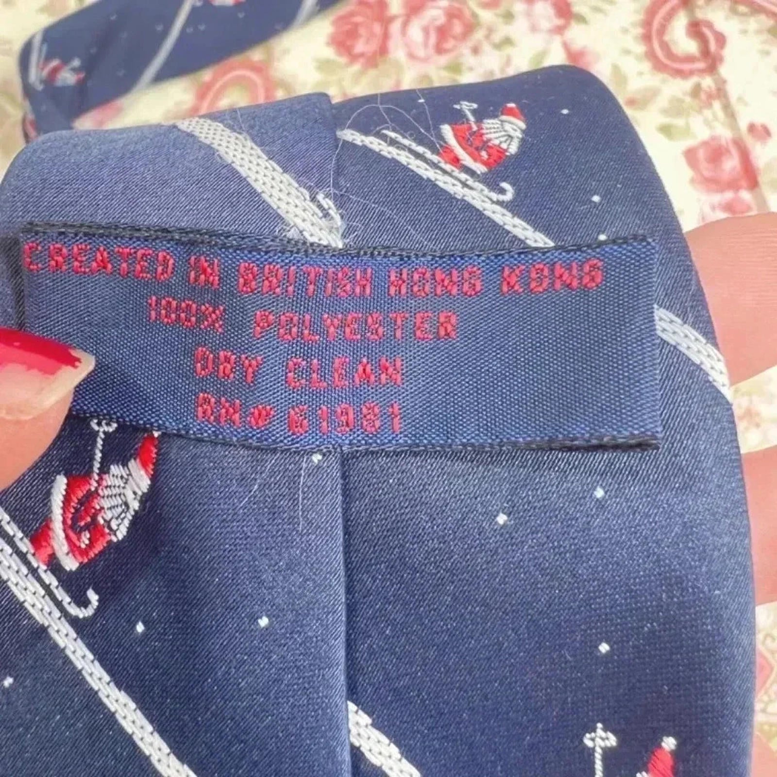 Vintage Santa Skiing Tie Christmas Holiday Suit Formal Wide Tie