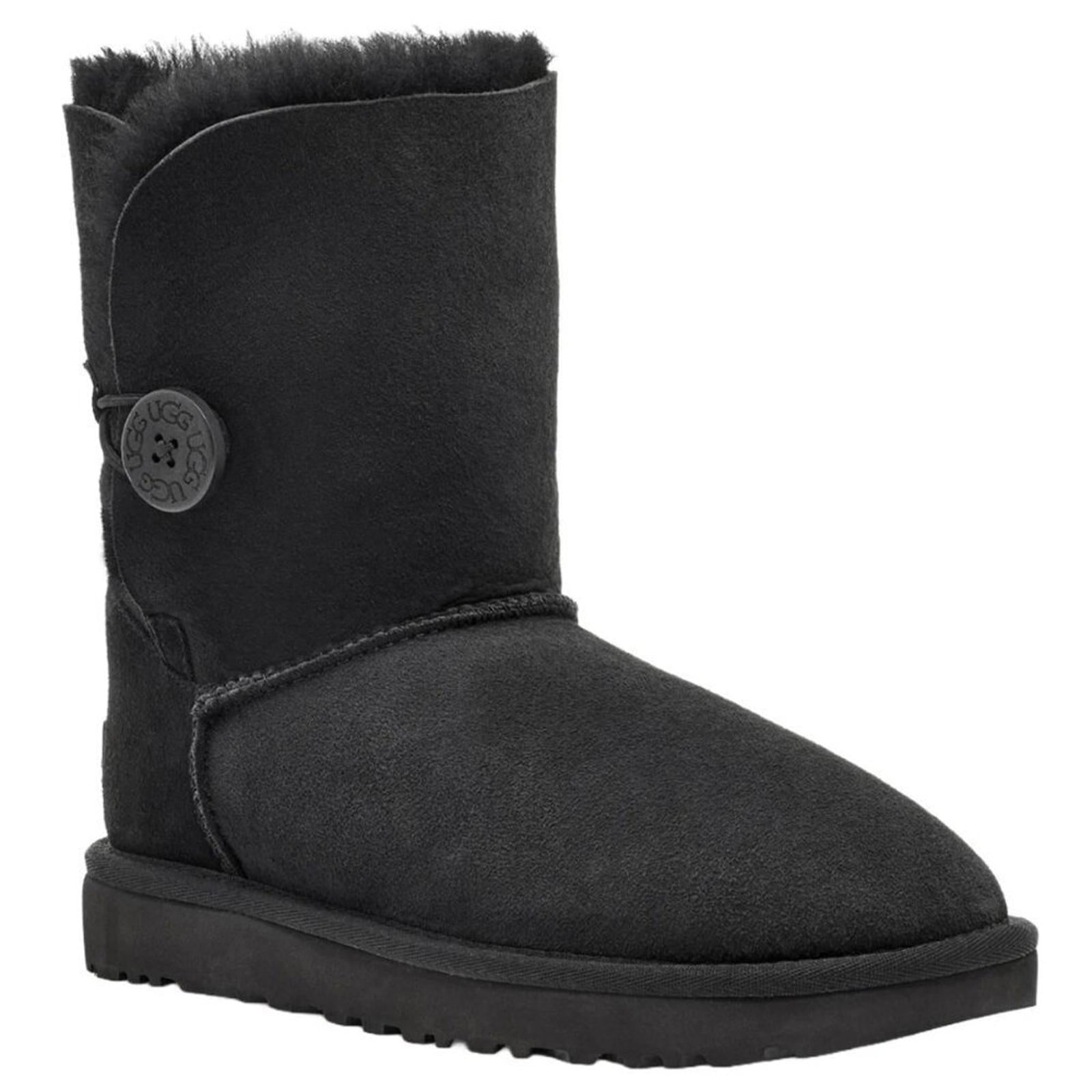 UGG Australia Women's Bailey Button II Black Sheepskin Boot Bootie Size 7