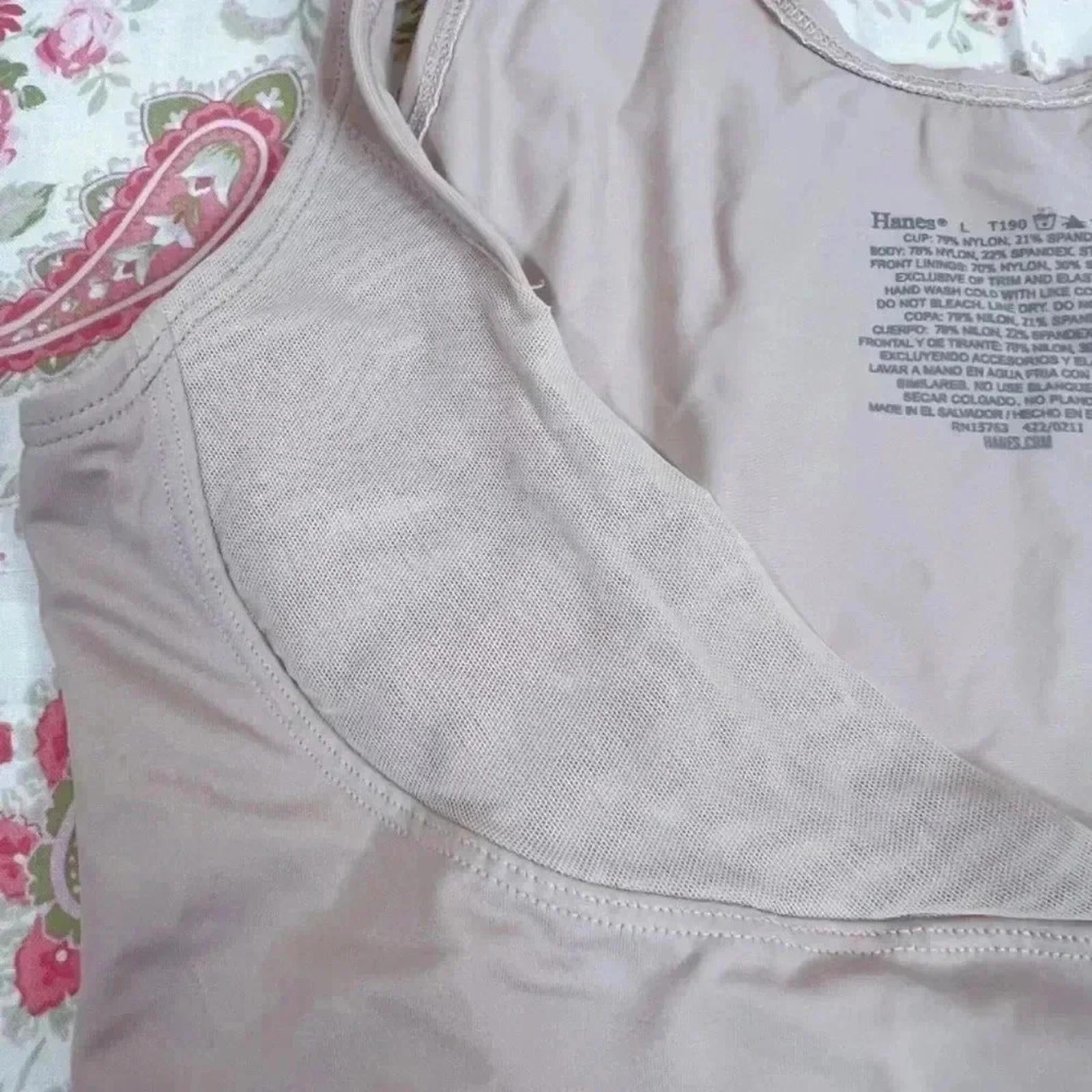 Hanes Nude Shapewear Upper Body Tan Cream Undergarments