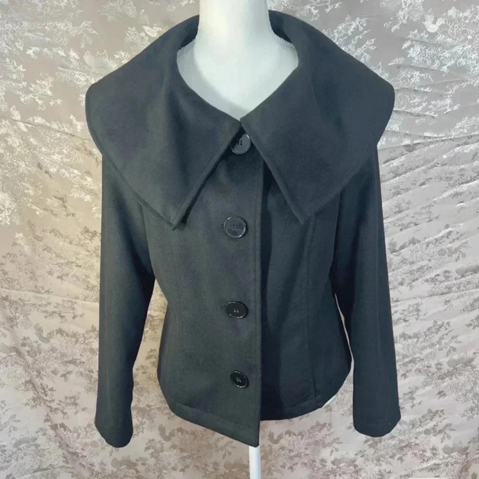 Harve Benard Women's Vintage Black Cape Jacket Size M