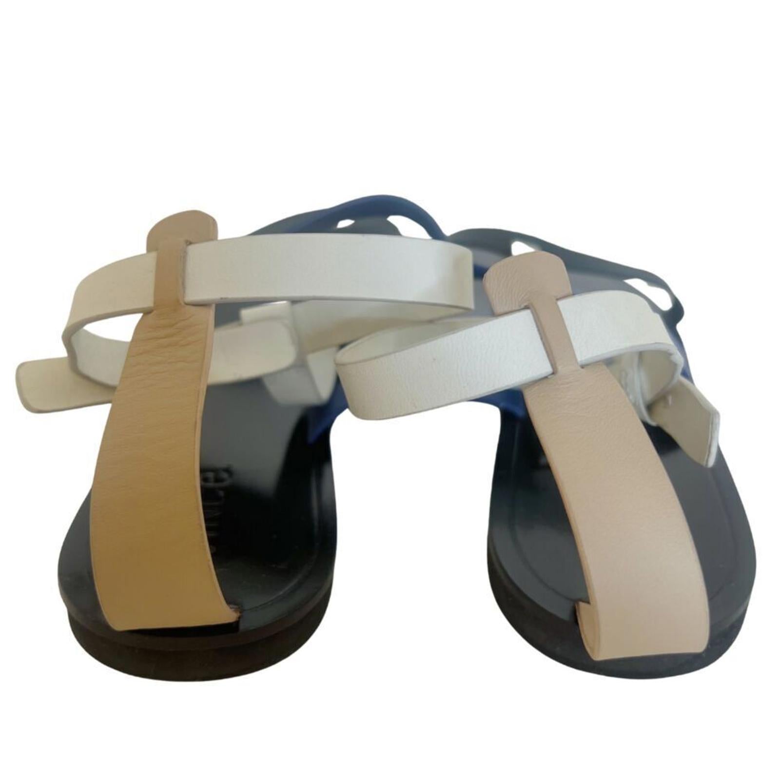 Like New Vince Crete Leather Thong Colorblock Sandal Black Blue Size 7.5