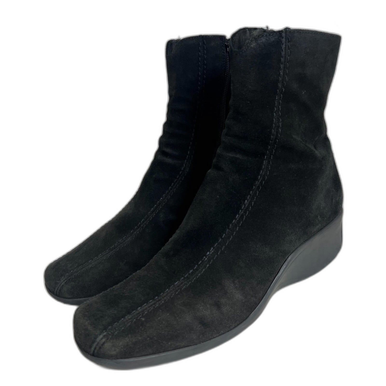 La Canadienne Elizabeth Boot $475 MSRP Black Suede Wedge Booties Size 12