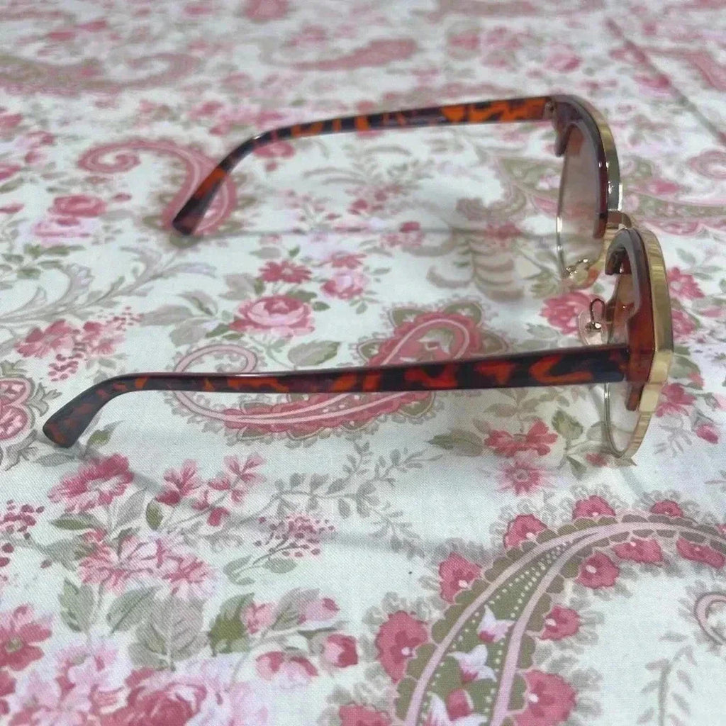 Urban Outfitters Brown Tortoiseshell Cateye Sunglasses Gold Rims