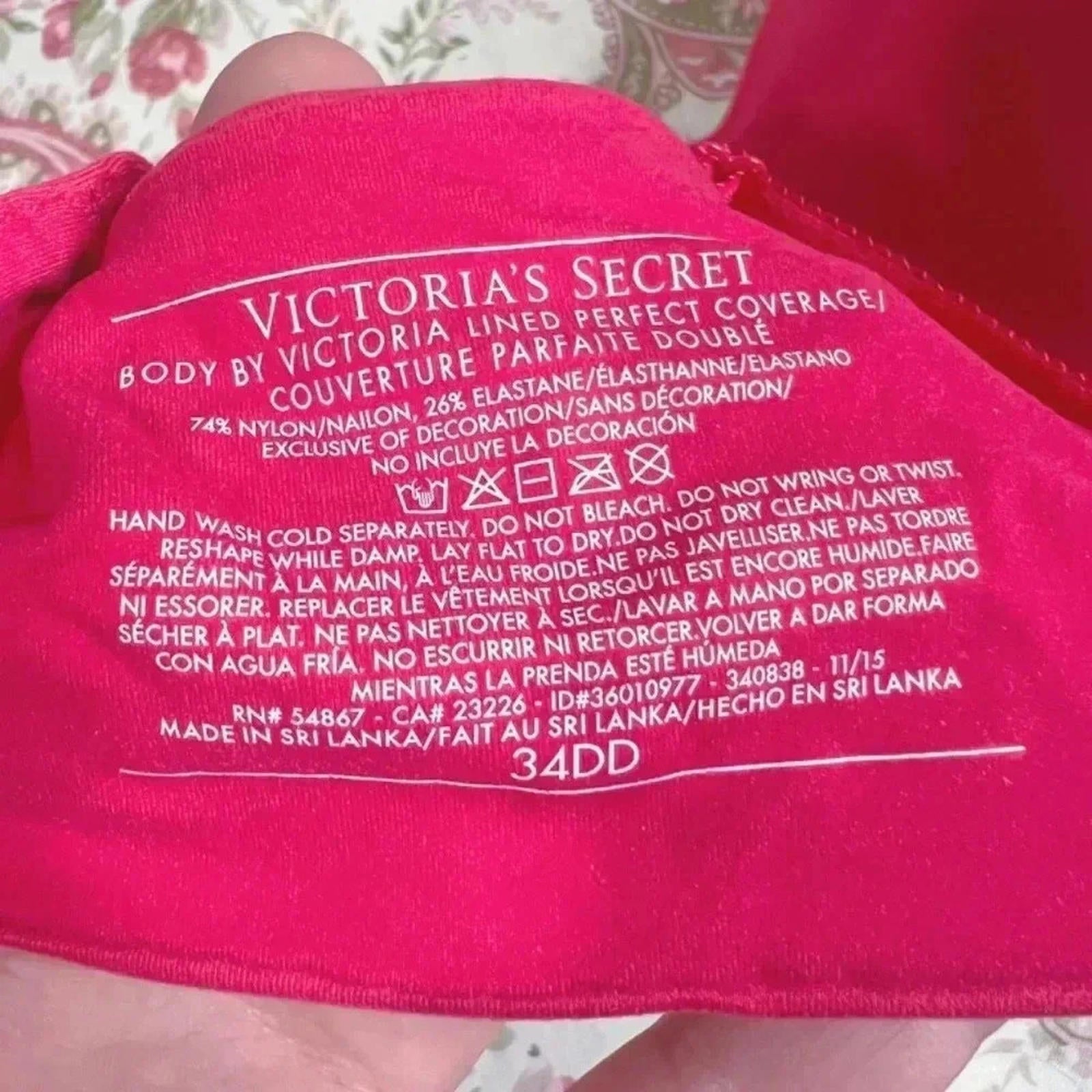 Victoria's Secret Body by Victoria Lined Perfect Coverage Bra Red 34DD