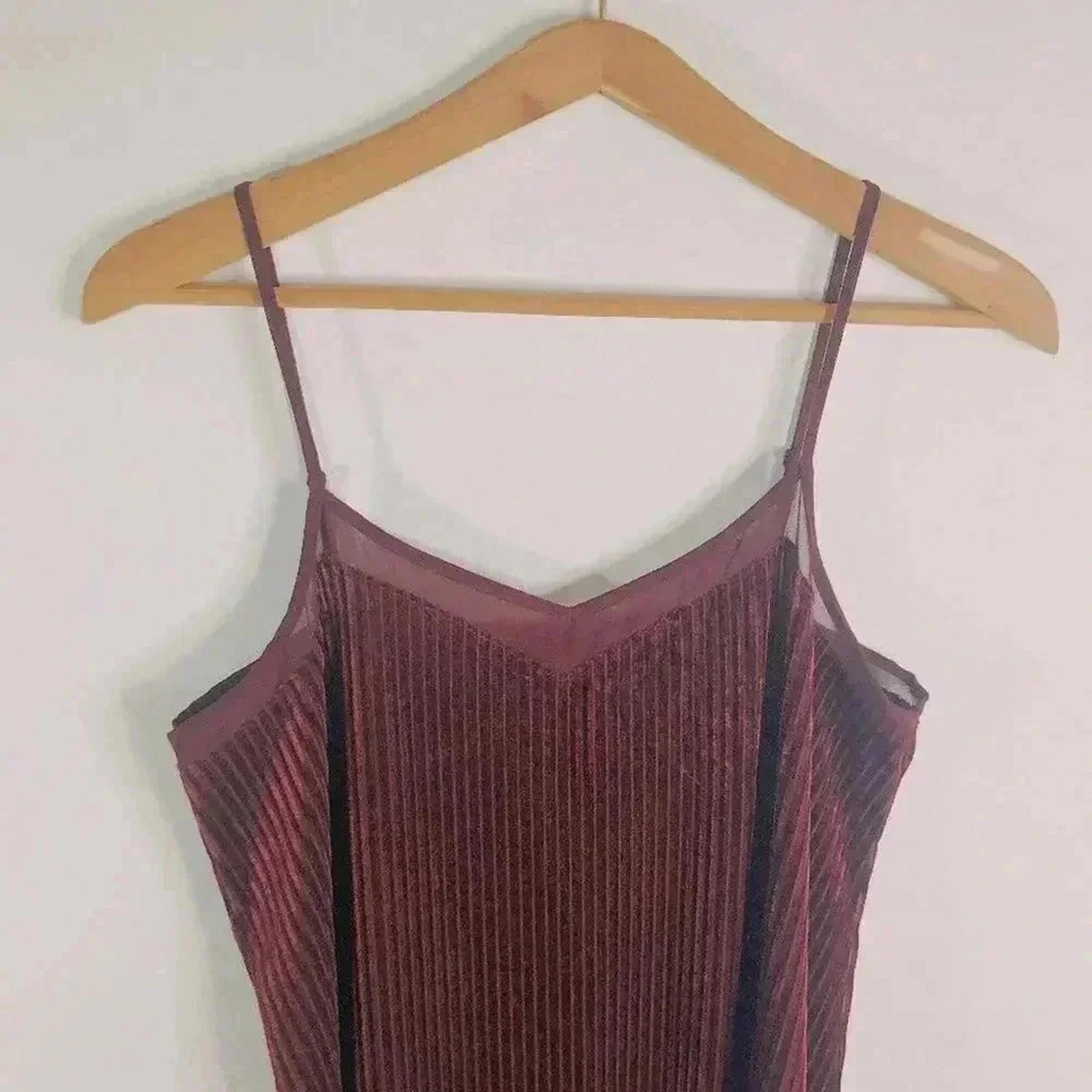 Mudd Burgundy Red Velvet Ribbed Shift Dress Women's Size M