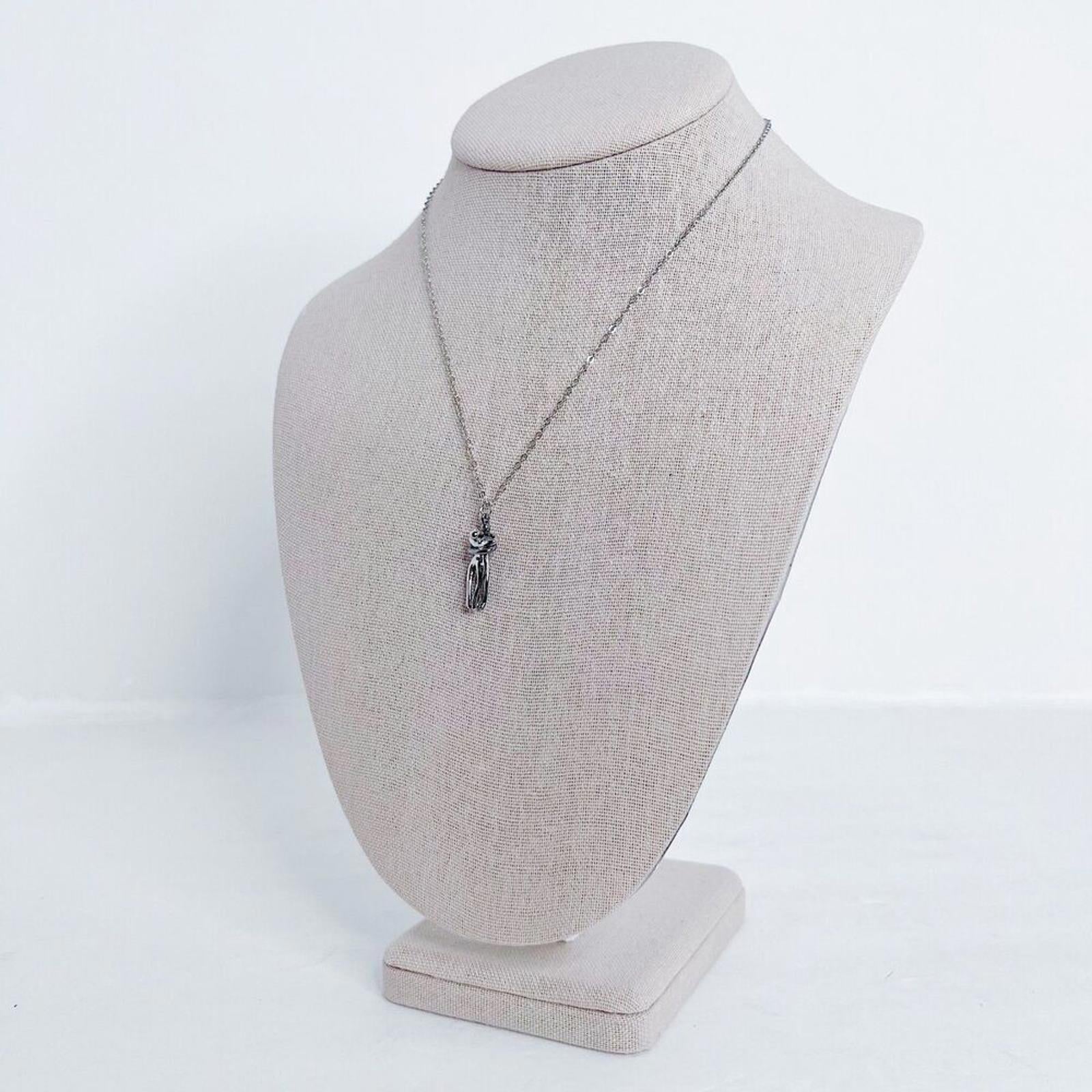 Couple Hugging Necklace Silver Romantic Gift Valentine's Day Anniversary