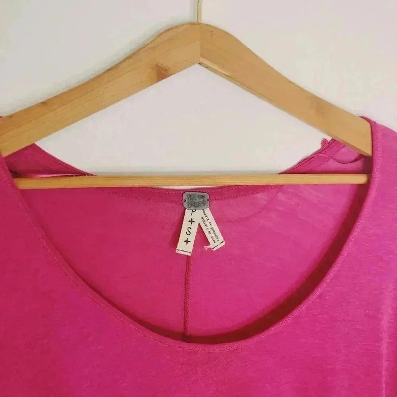NWT Free People We the Free Long Sleeved Pink Fuscia Top Women's Size XS