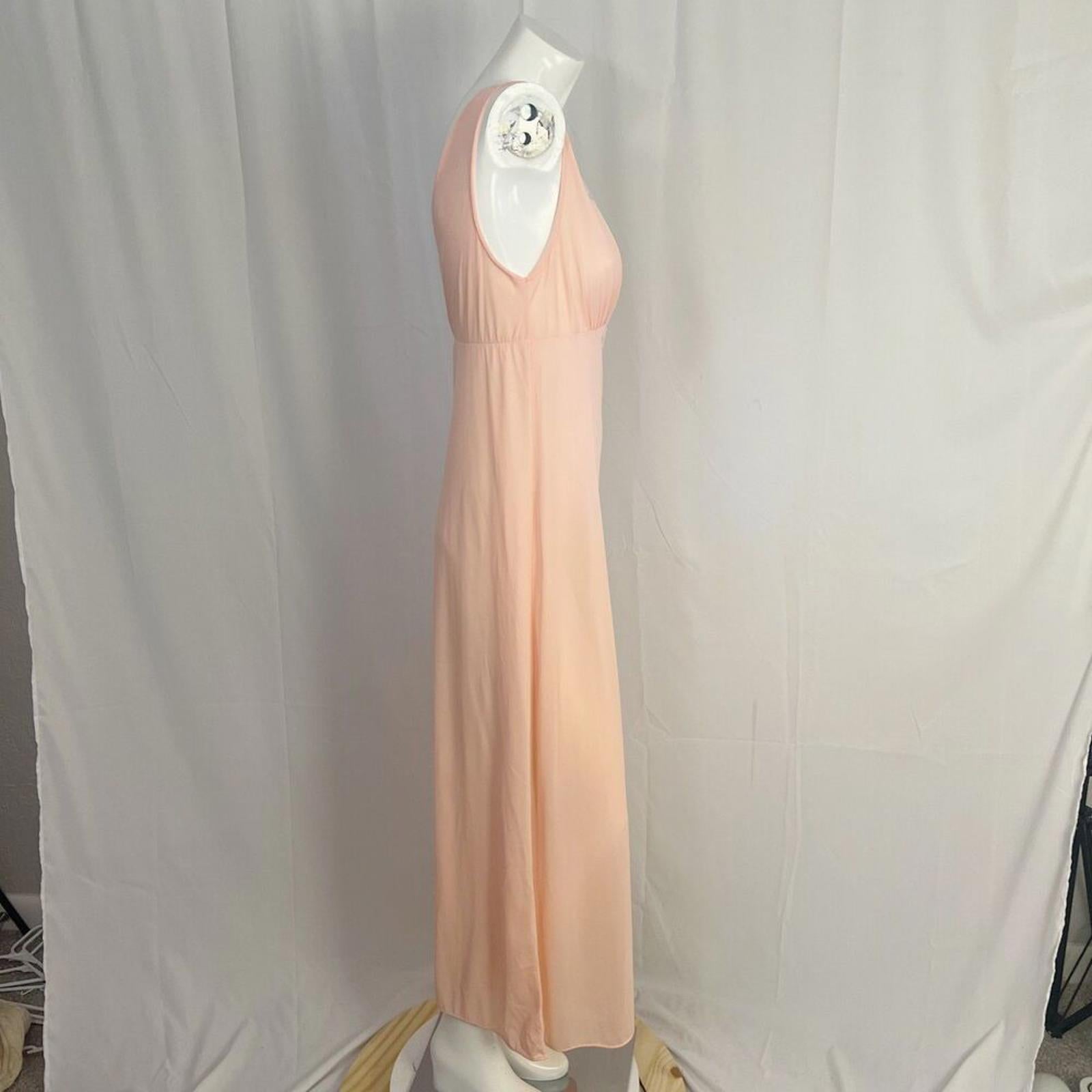 Vintage 1970s Kayser Peachy Pink Cream Lace Maxi Night Gown Women's Size 2