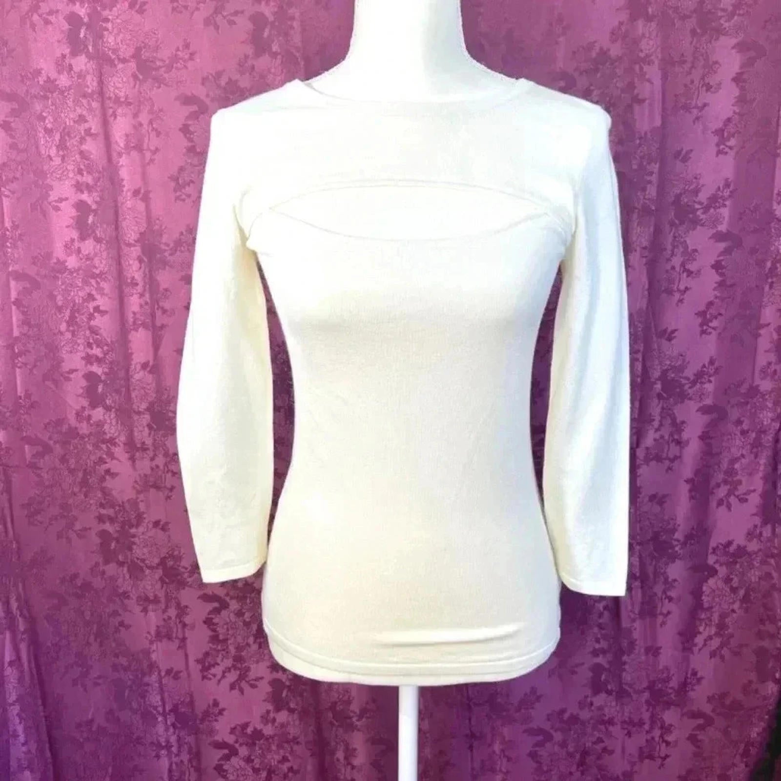 NWT L'Agence Jocelyn Cutout Sweater in Ivory Size S Minimalist Quiet Luxury