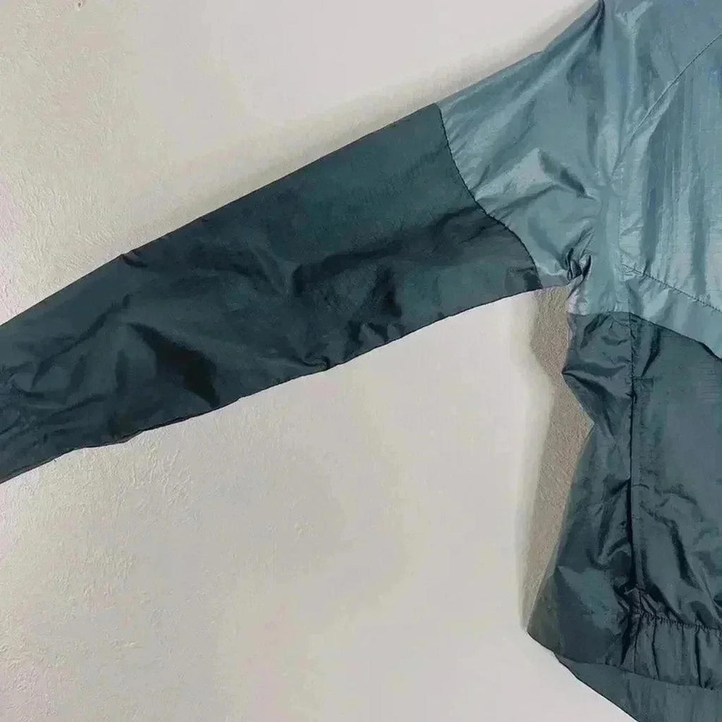 Nike Grey Women's Windbreaker Running Jacket Athletic Athleisure Workout Size M