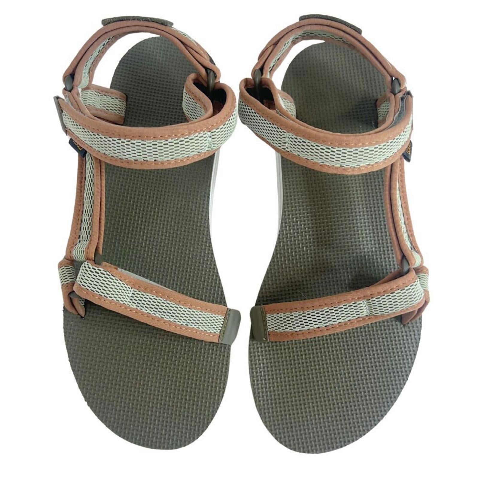 Teva Women's Flatform Universal Mesh Sandals Green Platform Sandals Size 10