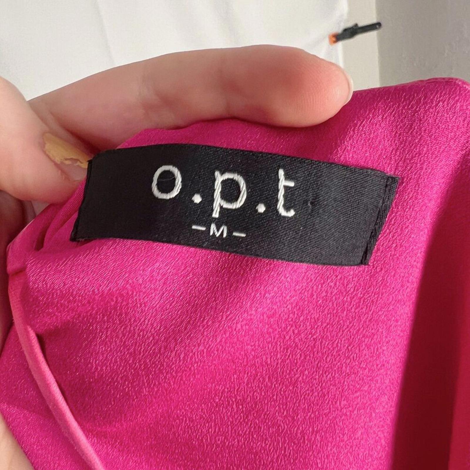 O.P.T. OnePrettyTime Formal One Shoulder Slit Barbie Pink Satin Gown Size M