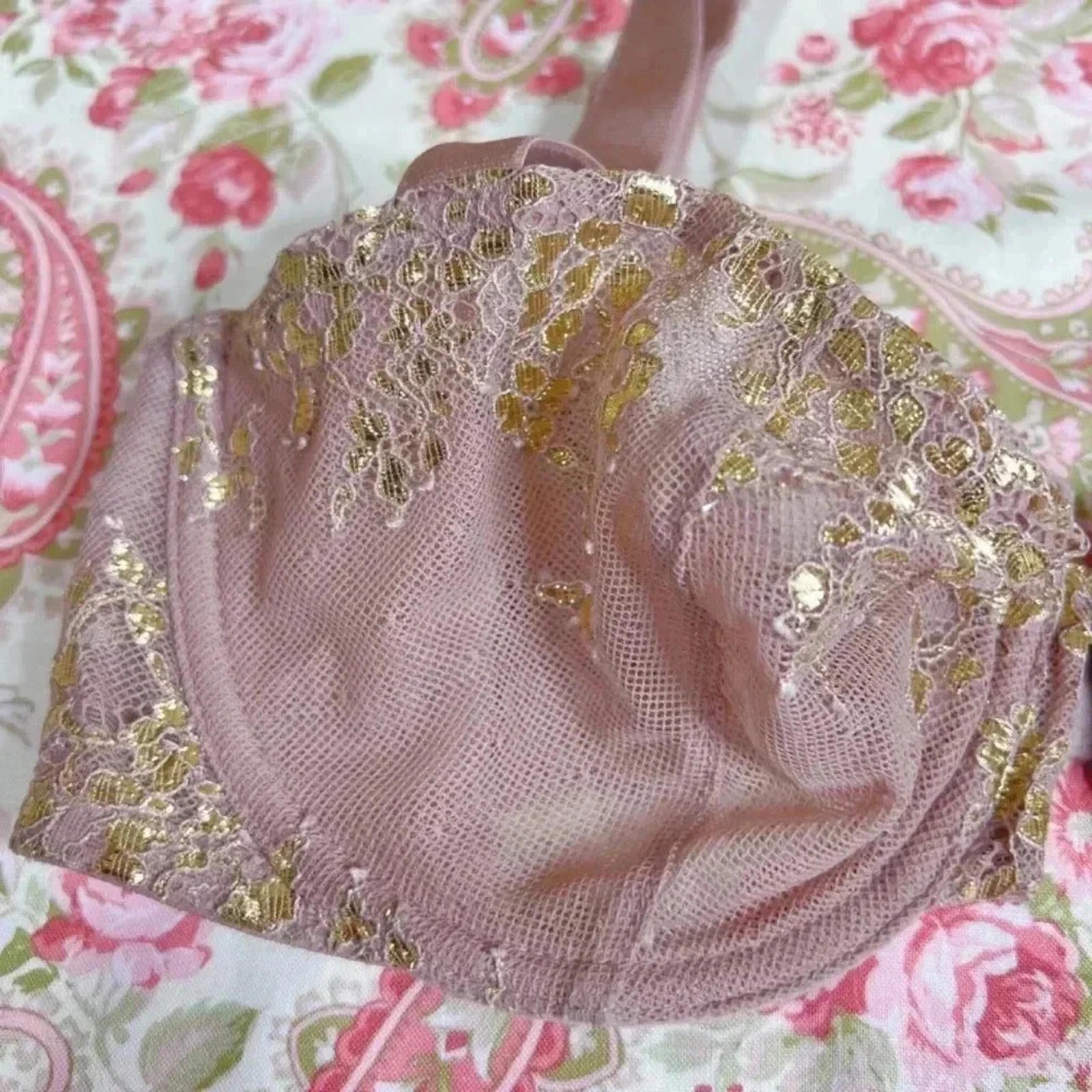 Victoria's Secret Very Sexy Blush Pink Gold Metallic Unlined Balconet Bra 32D