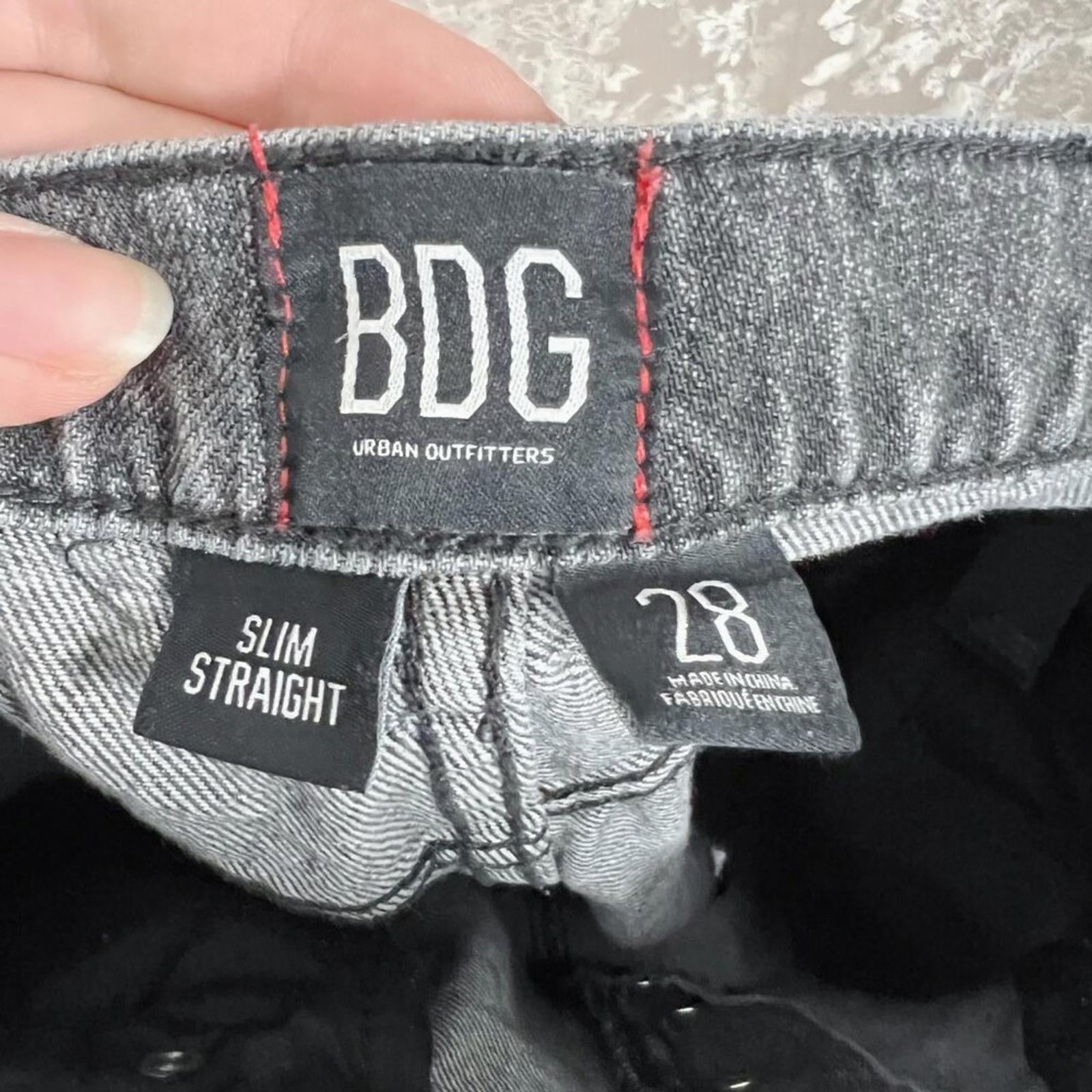 BDG Slim Straight Black Distressed Jeans Mom Jeans Women's Size 28 Grunge Punk