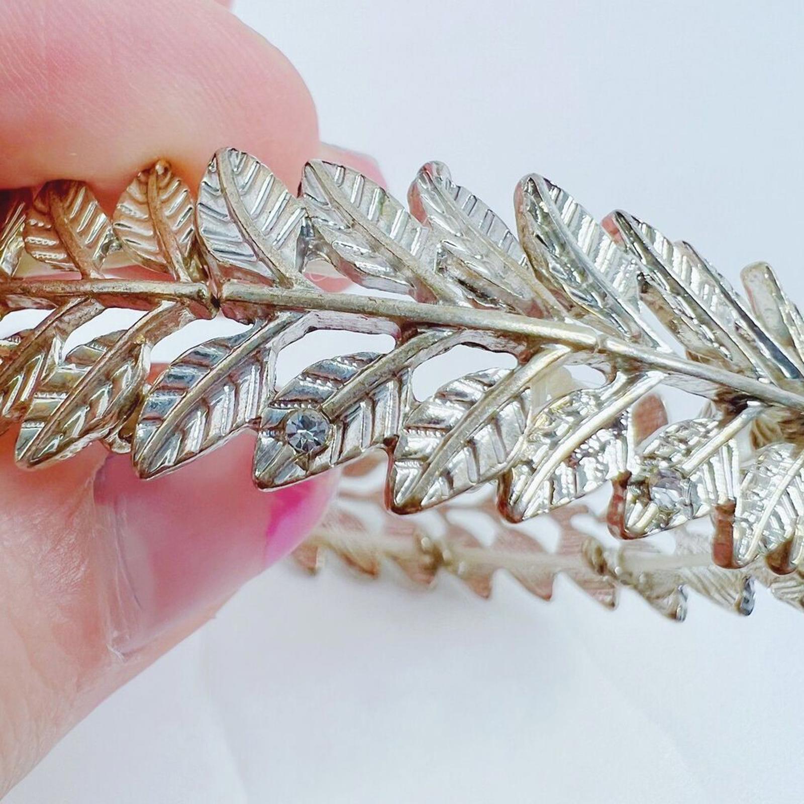 Silver Wreath Bracelet Leaves Willow Branch Elastic Boho Chic Bohemian