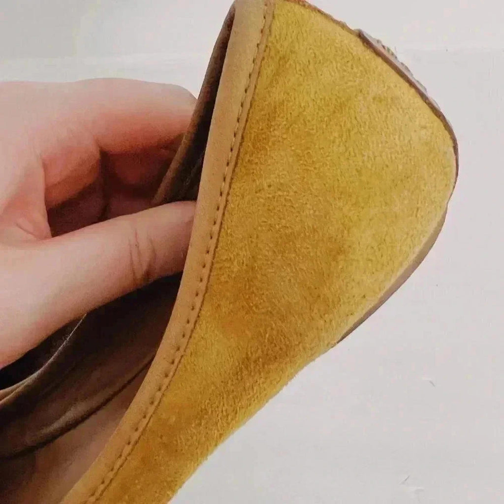 Tory Burch Yellow Suede Flats With Gold Emblem Leather Ballet Flats Size 6.5