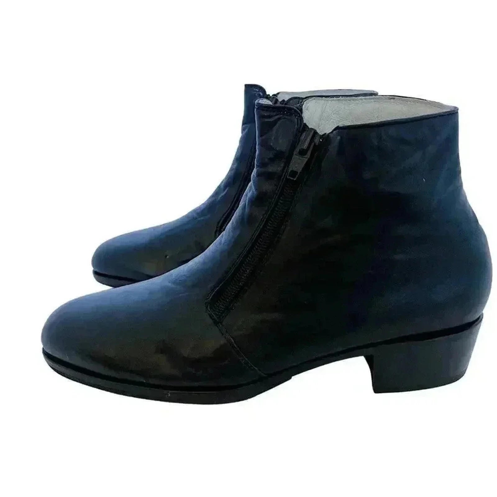 Valentino Vintage Black Leather Booties Ankle Boots Double Zip Women's Siz 5.5