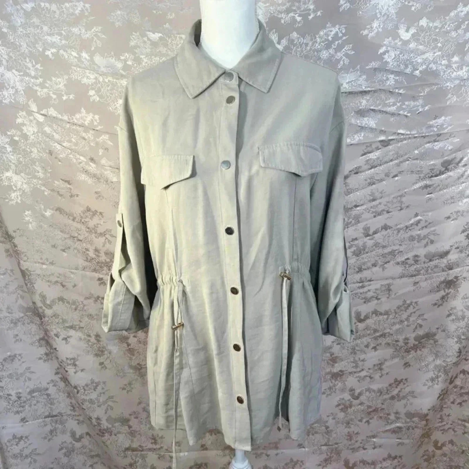 Zara Beige Women's Button Up Utility Jacket Size M
