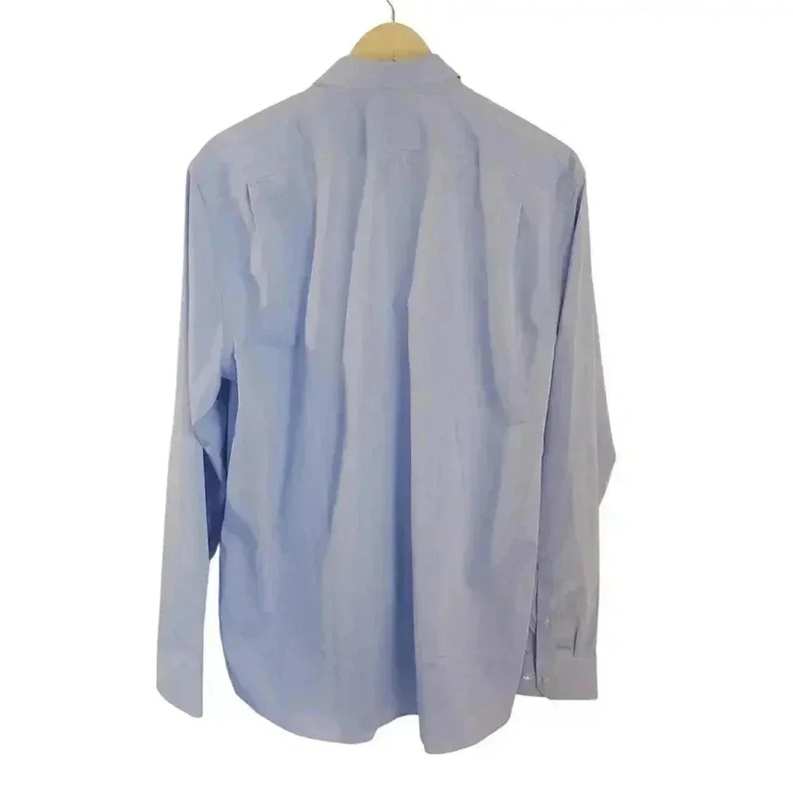 NWT GAP Men's Light Blue Long Sleeved Button Down Business Casual Office Size L