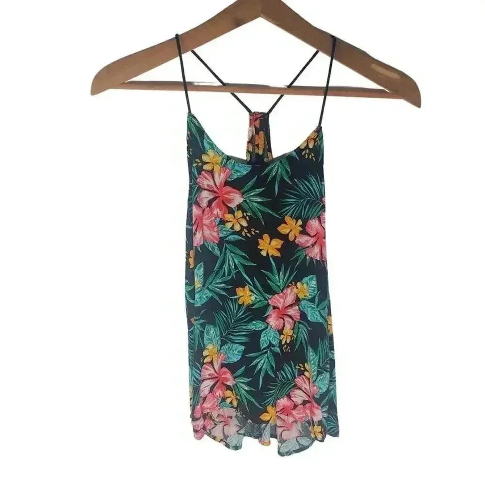 ❤️ 3/$15 No Boundaries Tropical Black Orange Green Flowy Tank Top Floral Size M