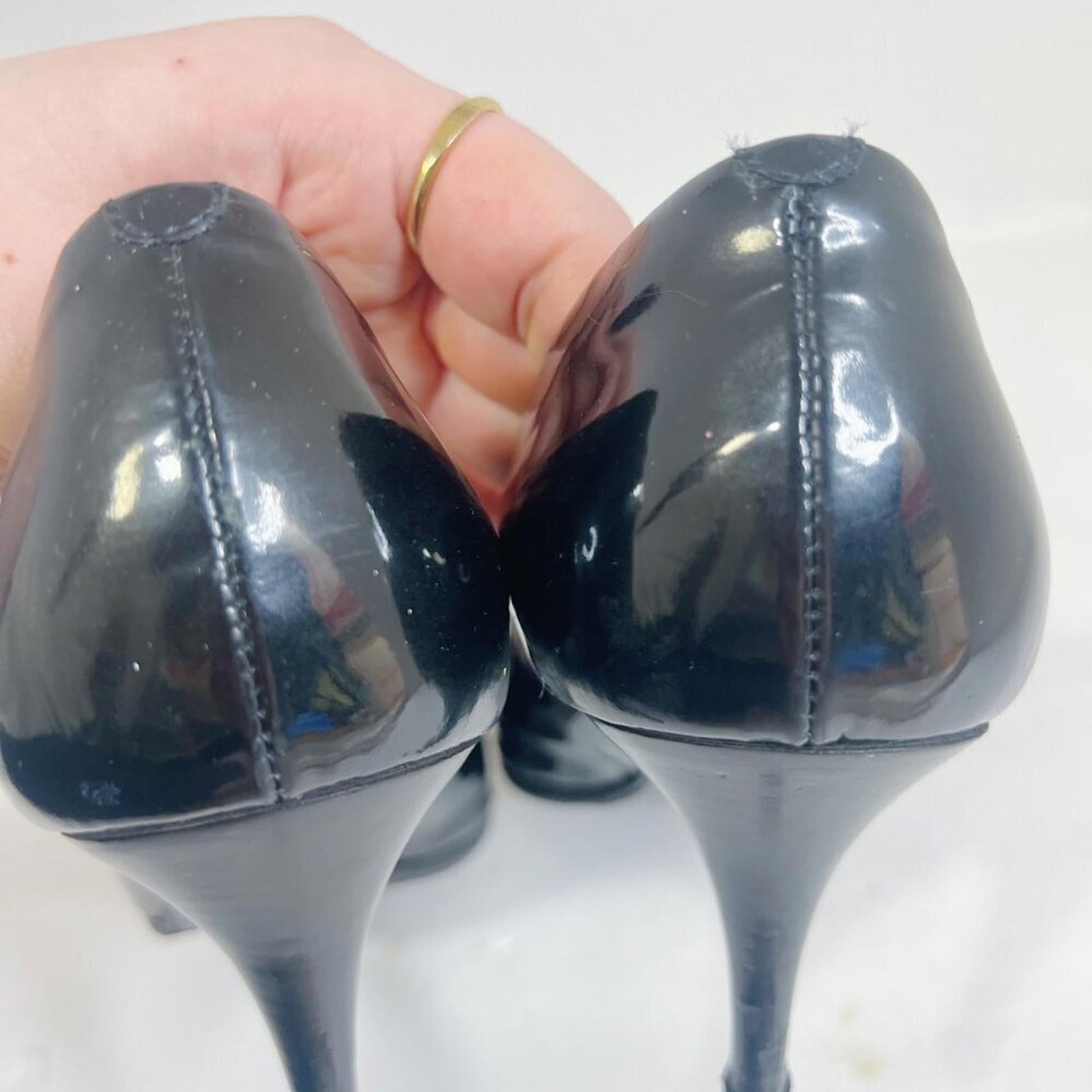 Giuseppe Zanotti Design Black Patent Leather Rounded Toe Pumps Heels Size 9