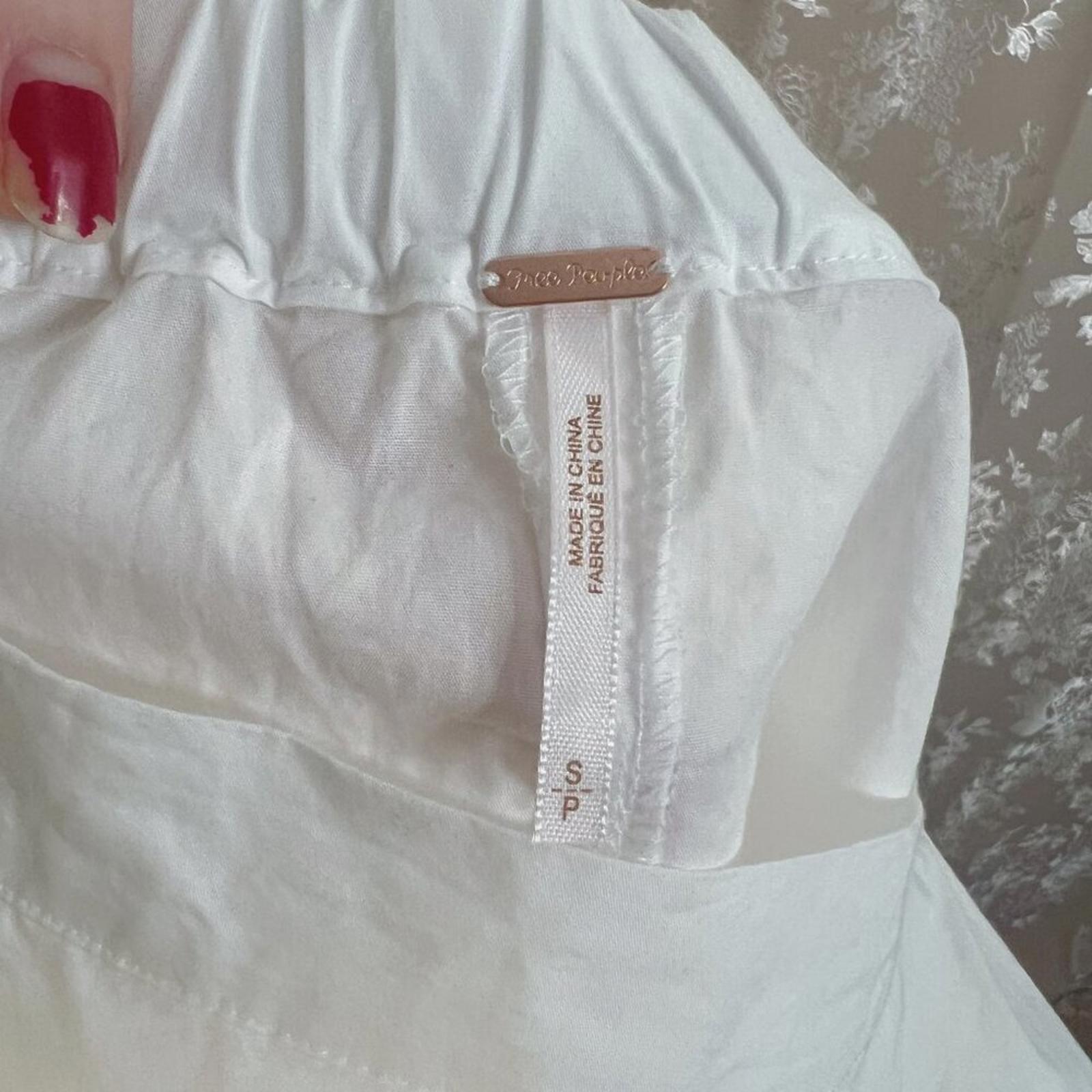 NWT Free People Show Me Some Shoulder Off Shoulder White Cotton Blouse Size S
